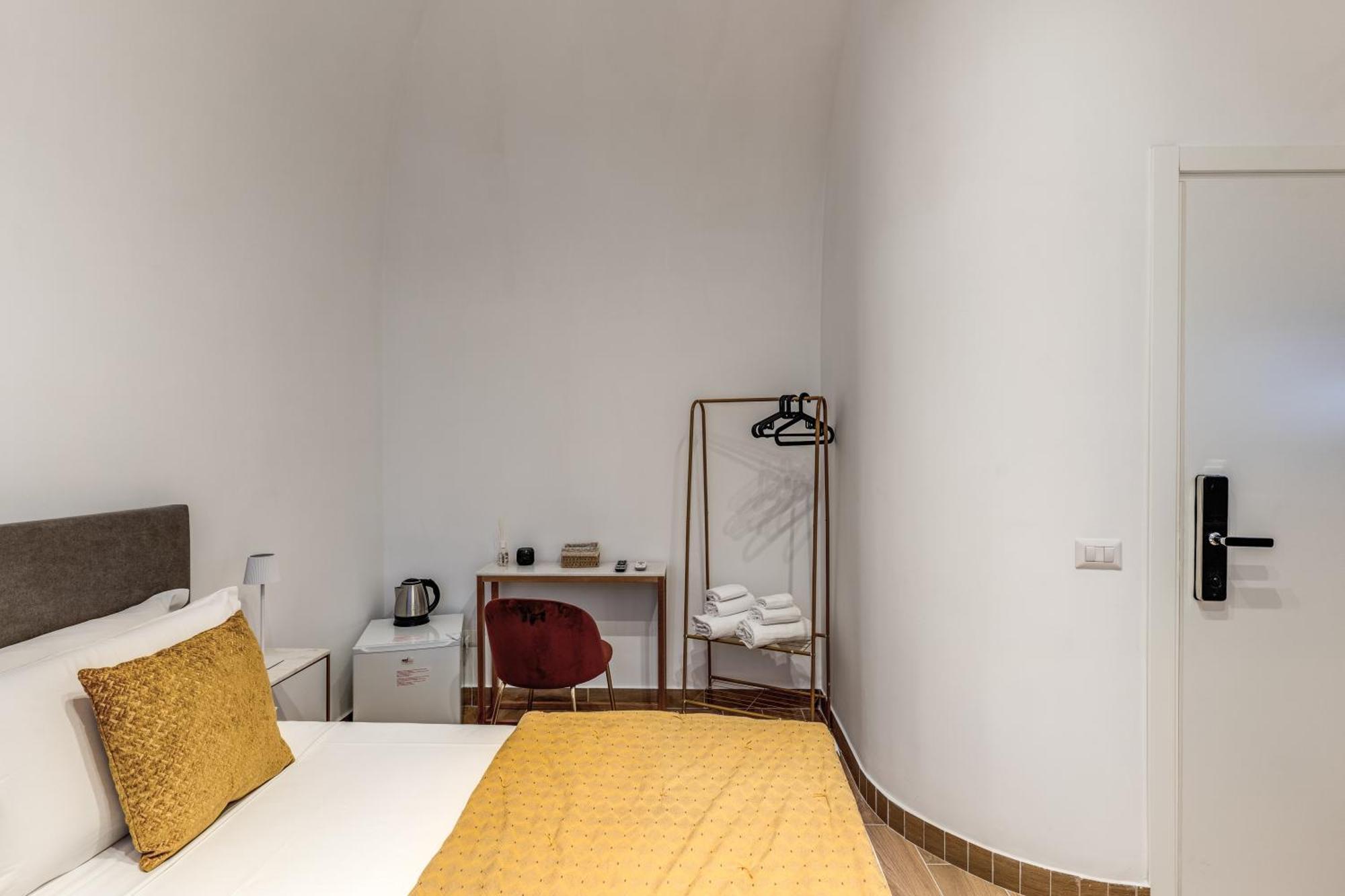 Domus Partenopea Naples Exterior photo